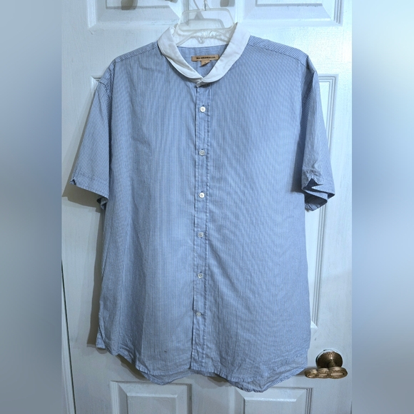 John Varvatos USA Blue and White Striped Short Sleeve Shirt Size XL - Picture 1 of 3